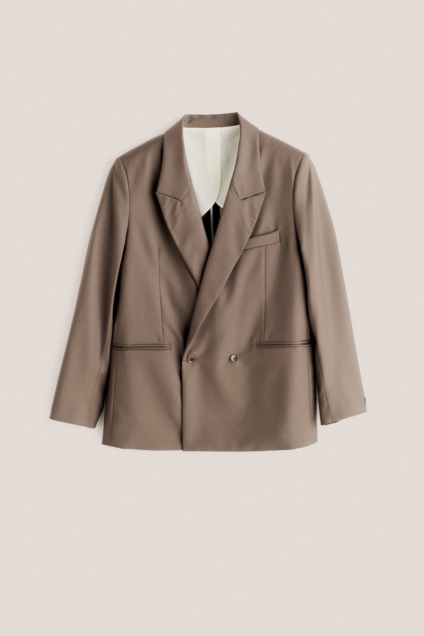RELAXED DOUBLE-BUTTONED BLAZER