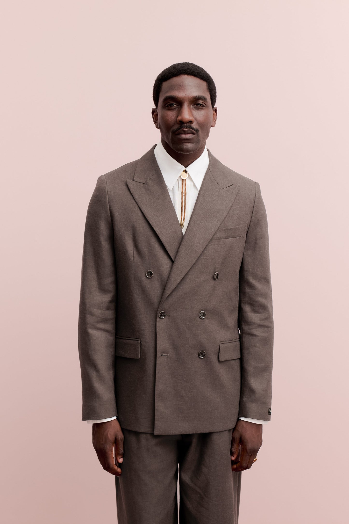 DOUBLE BREASTED PEAK BLAZER
