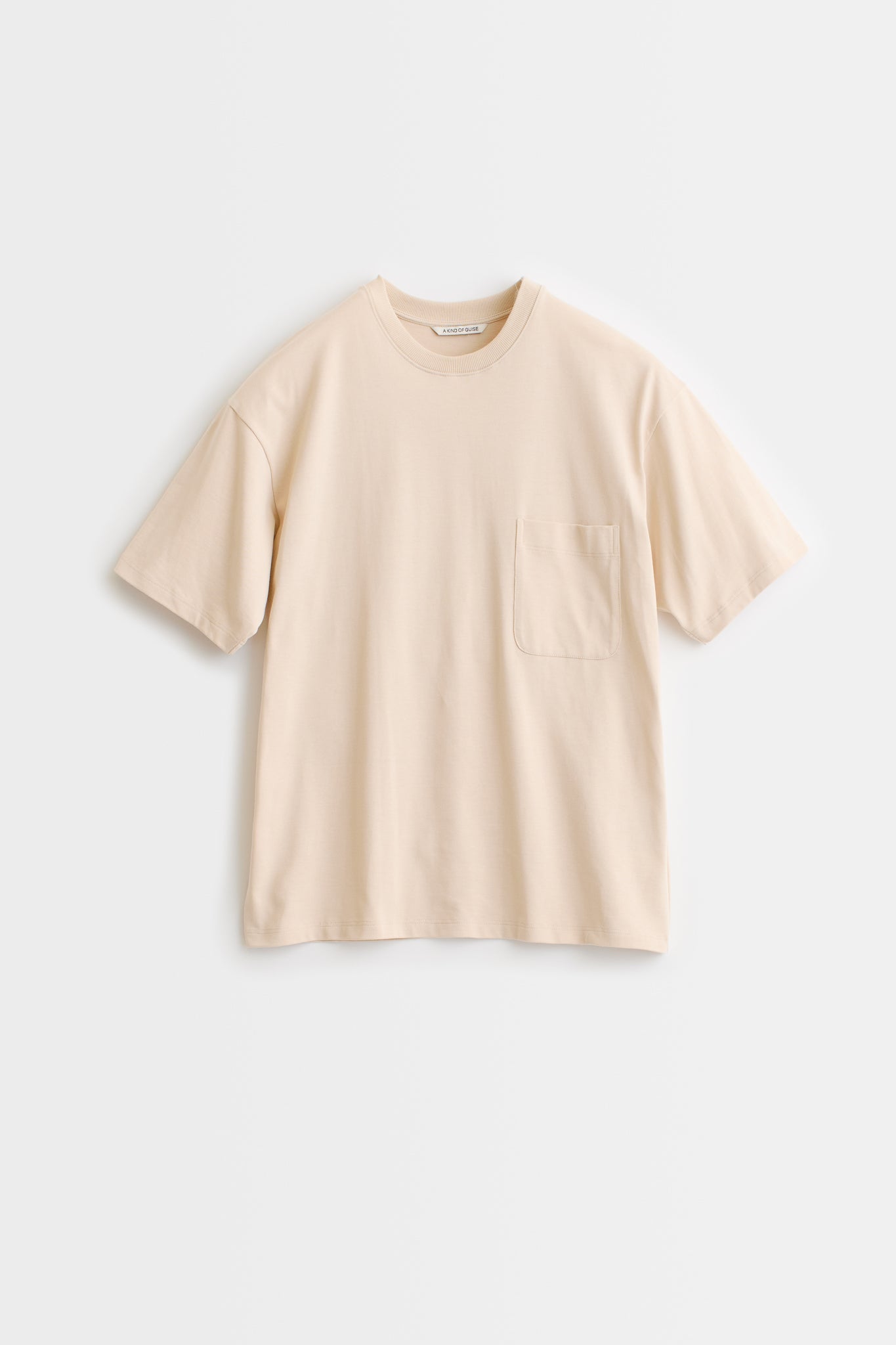PEQIN POCKET T-SHIRT - DUNE